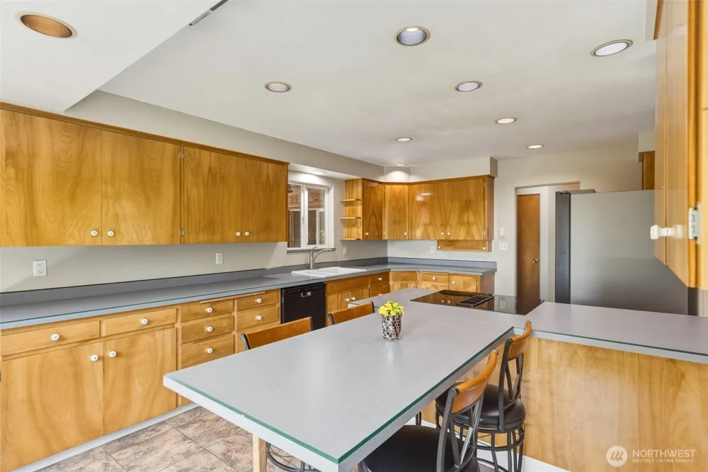 135 Victoria Street Longview, WA 98632