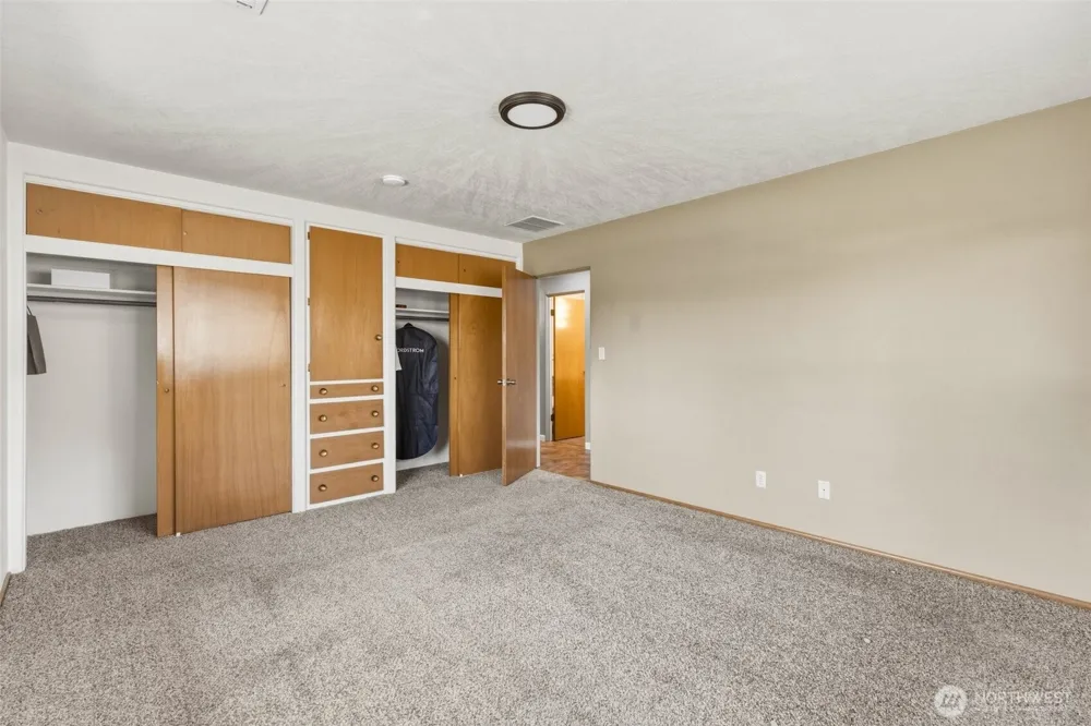 135 Victoria Street Longview, WA 98632