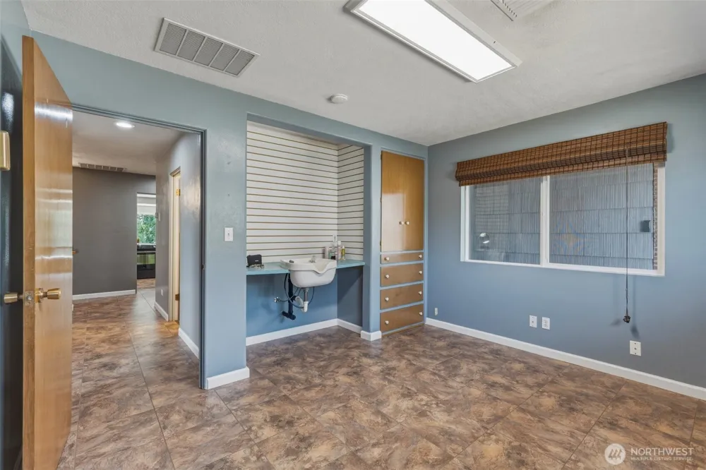 135 Victoria Street Longview, WA 98632