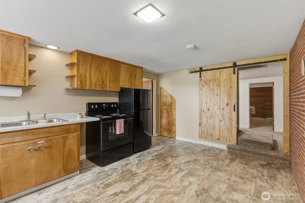 135 Victoria Street Longview, WA 98632
