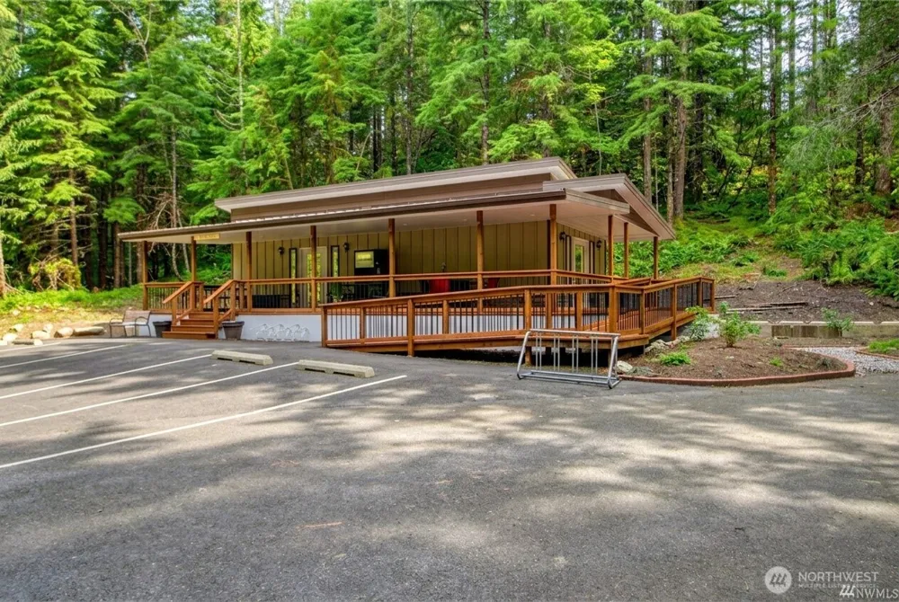 140 6 Chanterelle Drive Deming, WA 98244