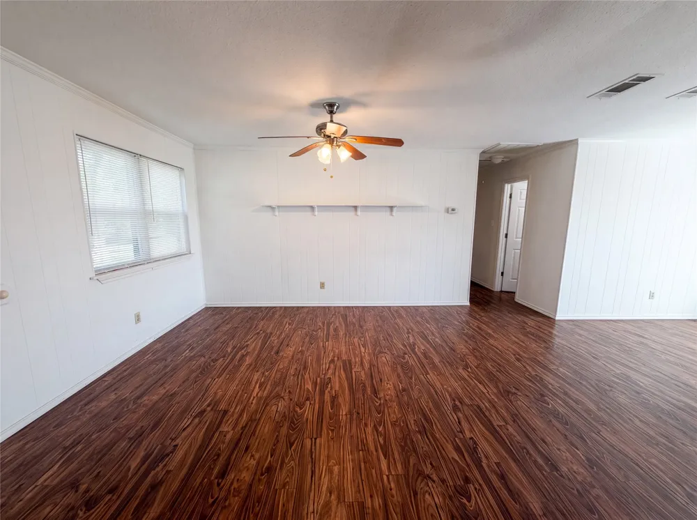 400 Causeway View Seven Points, TX 75143
