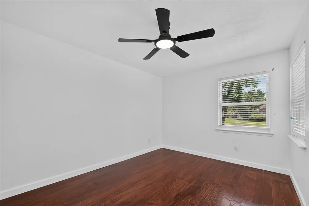 2861 Mark Twain Drive Farmers Branch, TX 75234
