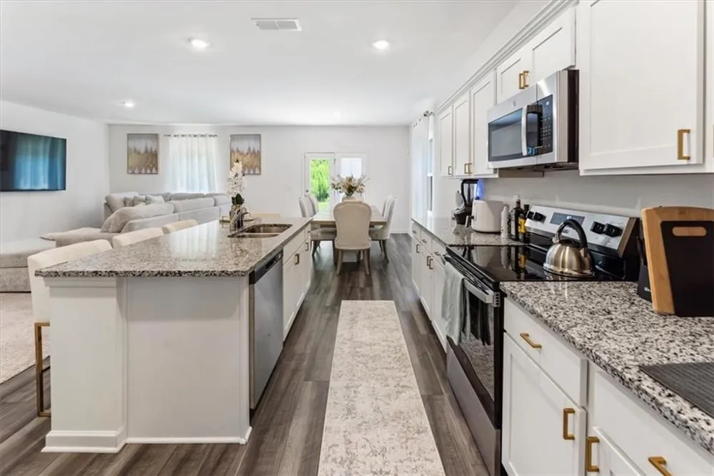 2359 Argento Circle Dacula, GA 30019