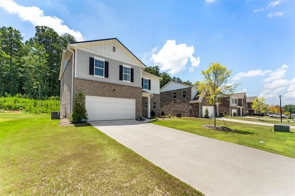 2359 Argento Circle Dacula, GA 30019