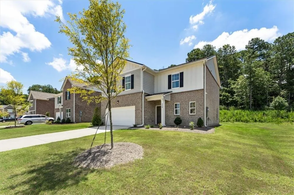 2359 Argento Circle Dacula, GA 30019