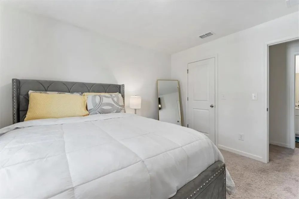 2359 Argento Circle Dacula, GA 30019