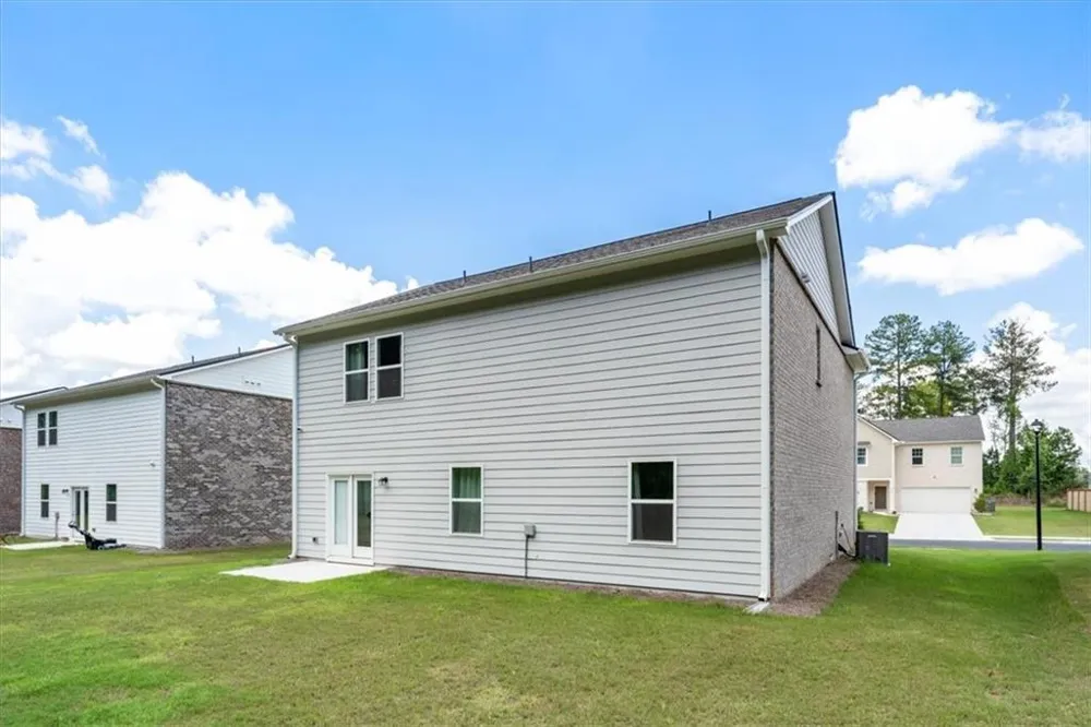 2359 Argento Circle Dacula, GA 30019