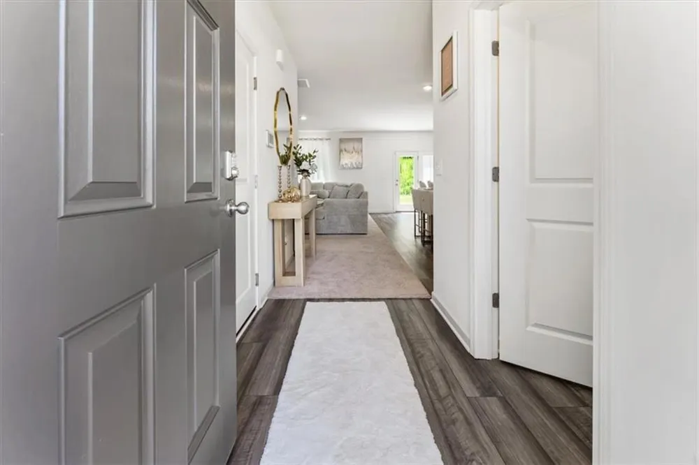 2359 Argento Circle Dacula, GA 30019