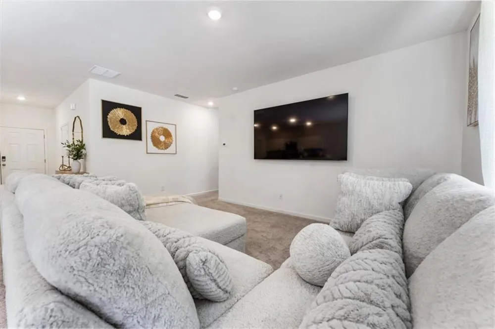 2359 Argento Circle Dacula, GA 30019