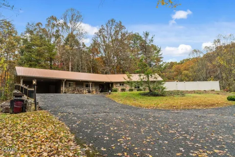 560 Buckhorn Road