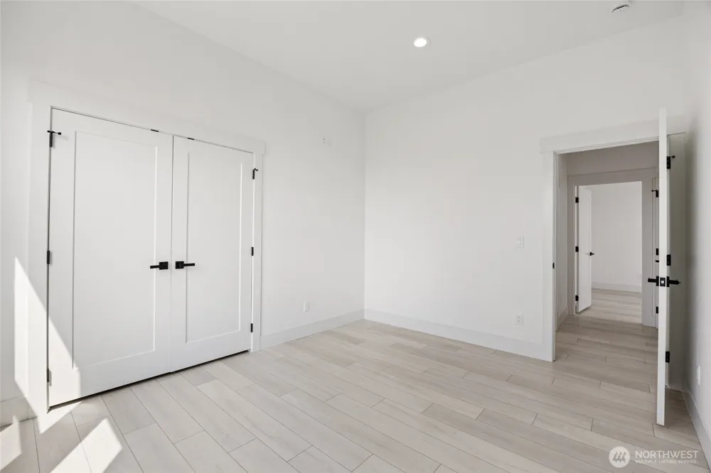215 SE Desert Hills Loop Moses Lake, WA 98837