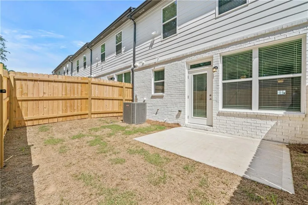 161 Auburn Valley Way Auburn, GA 30011
