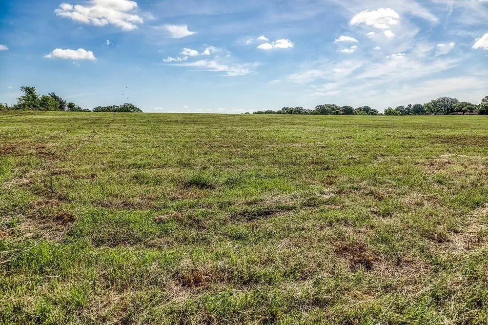 3 Asa Hoxie Road E Brenham, TX 77833