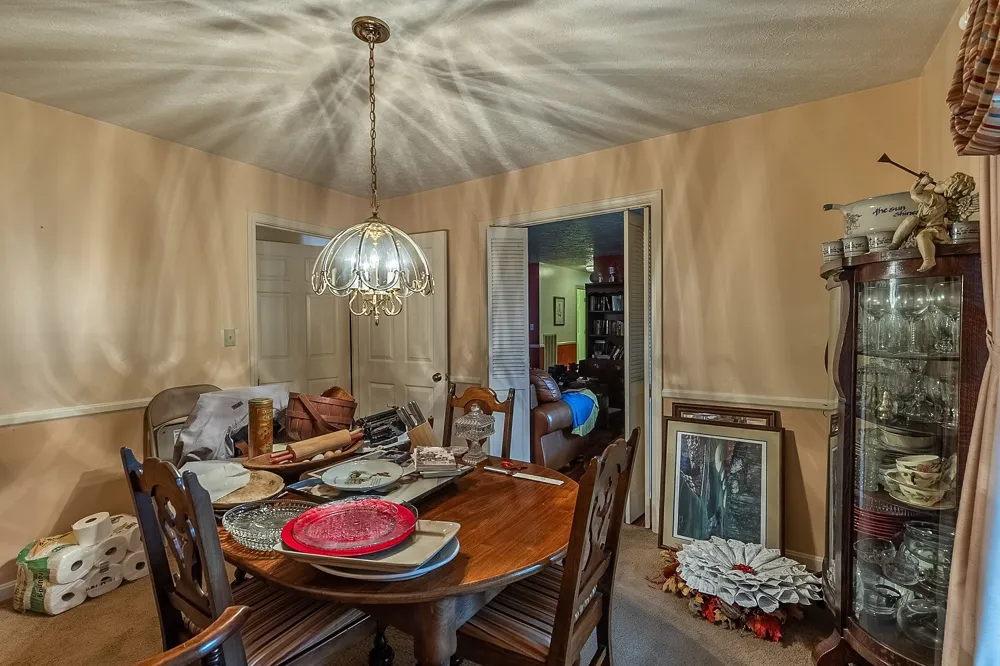 302 Springmont Dr Hopkinsville, KY 42240