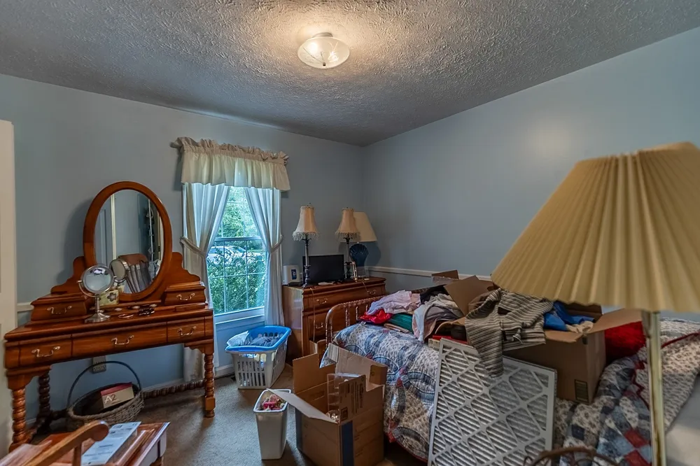 302 Springmont Dr Hopkinsville, KY 42240