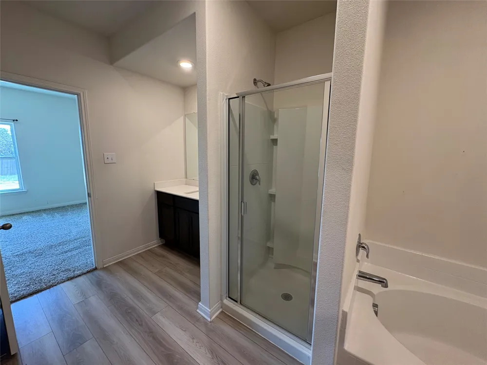 176 Banjo Trail Newark, TX 76071