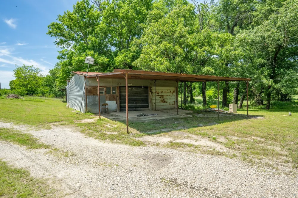 450 RS County Road 4480 Point, TX 75472