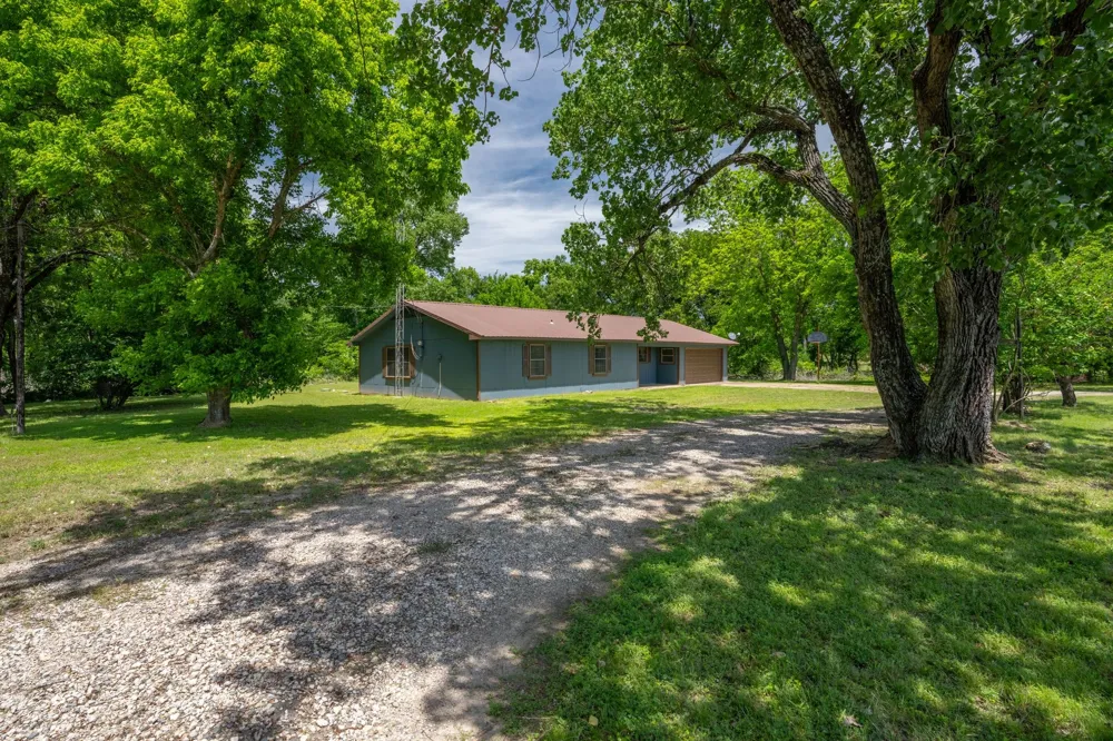 450 RS County Road 4480 Point, TX 75472
