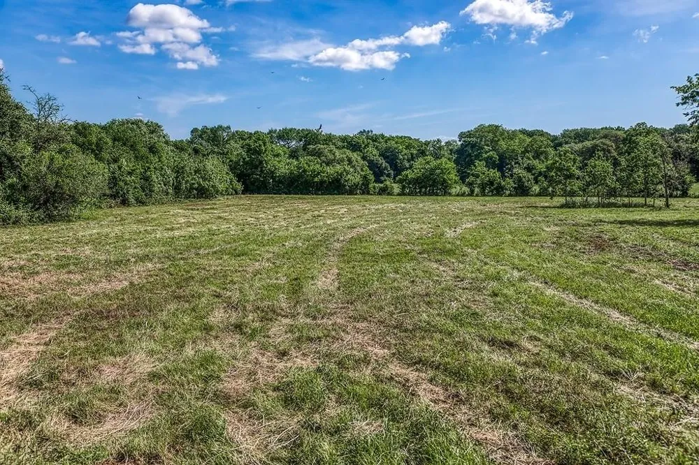 2 Asa Hoxie Road E Brenham, TX 77833