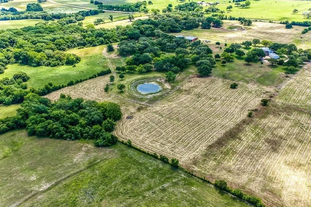 1 Asa Hoxie Road E Brenham, TX 77833