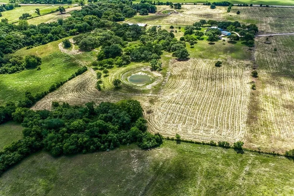 1 Asa Hoxie Road E Brenham, TX 77833