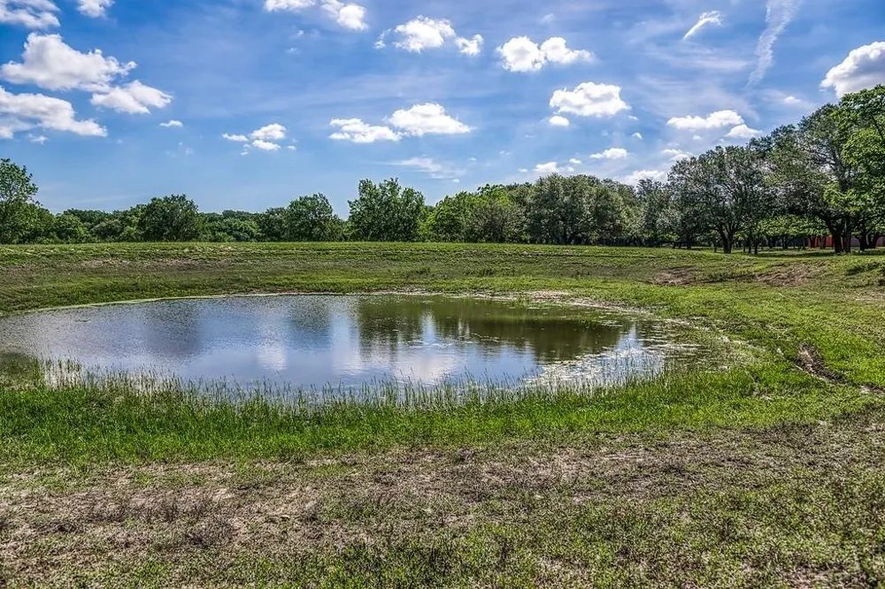 1 Asa Hoxie Road E Brenham, TX 77833