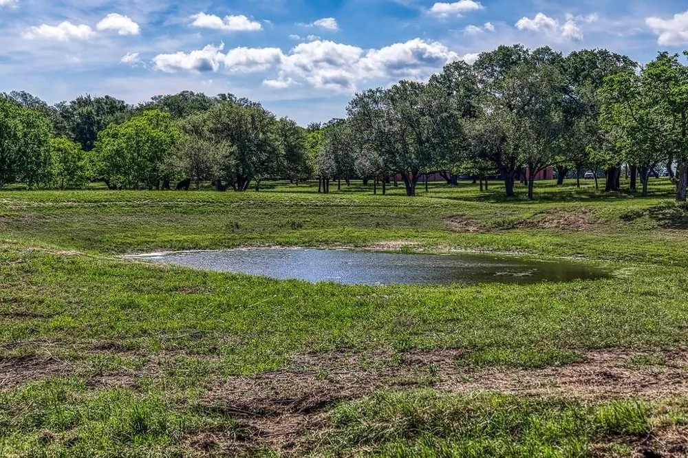 1 Asa Hoxie Road E Brenham, TX 77833