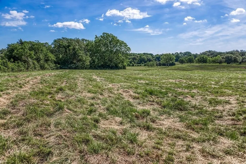 1 Asa Hoxie Road E Brenham, TX 77833
