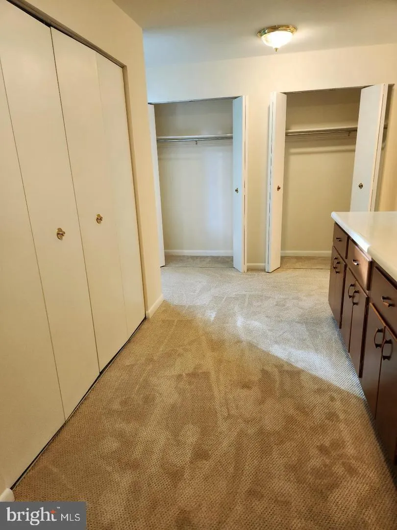 4960 SENTINEL DRIVE #10-406 Bethesda, MD 20816
