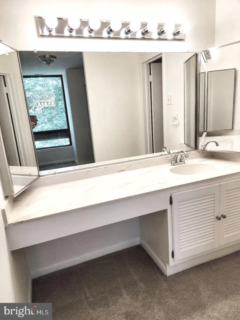 4960 SENTINEL DRIVE #10-406 Bethesda, MD 20816