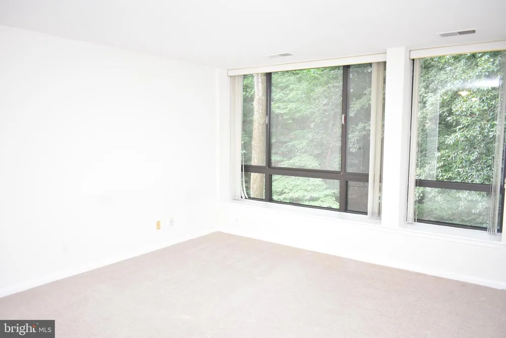 4960 SENTINEL DRIVE #10-406 Bethesda, MD 20816