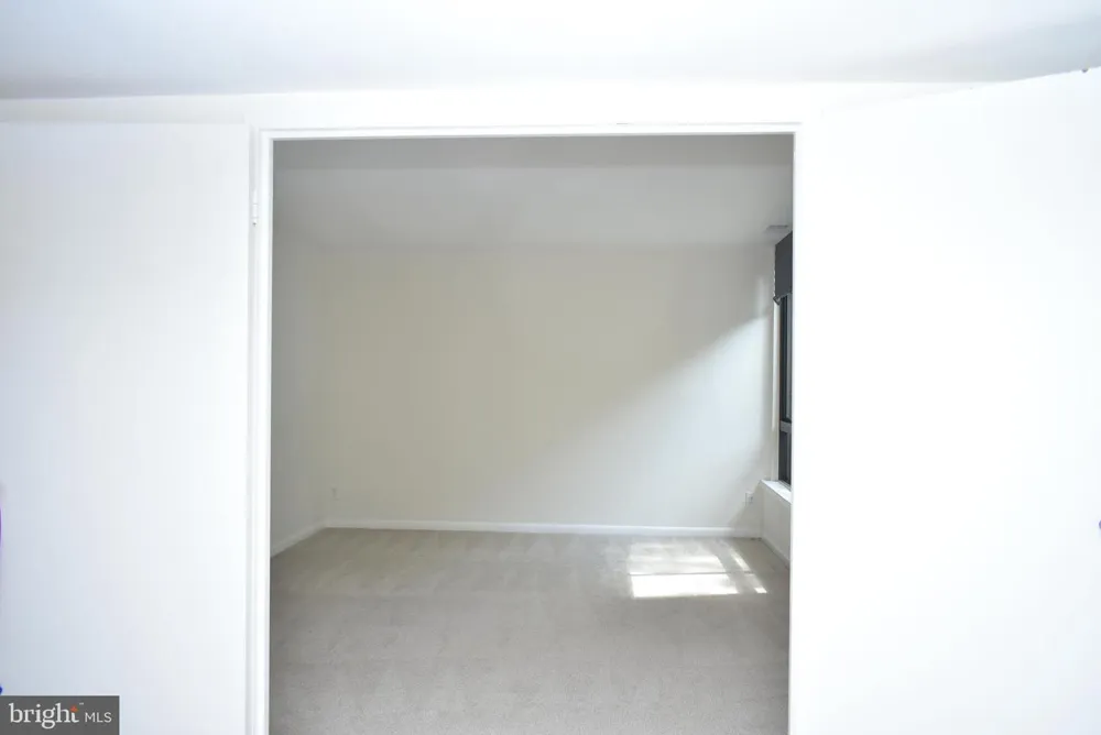 4960 SENTINEL DRIVE #10-406 Bethesda, MD 20816