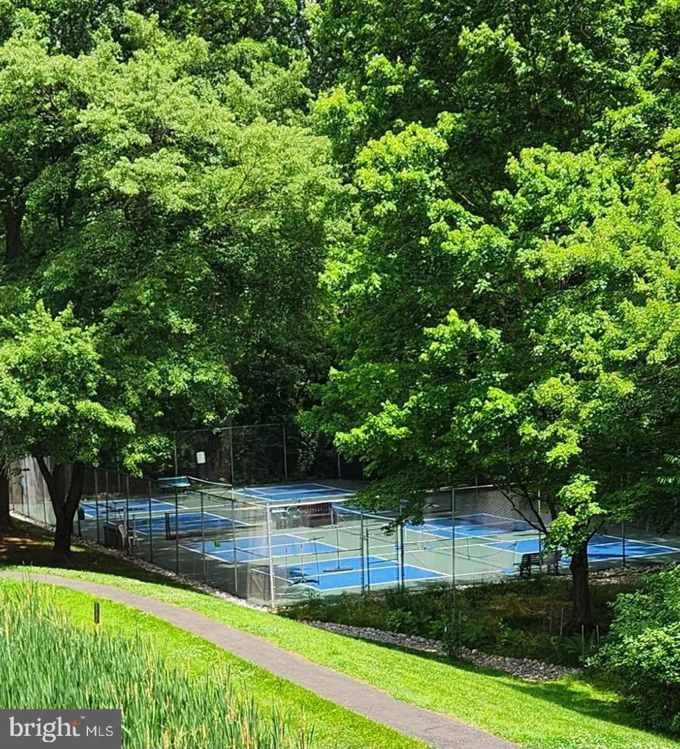 4960 SENTINEL DRIVE #10-406 Bethesda, MD 20816