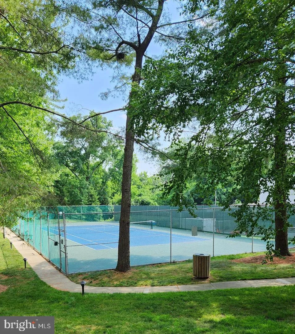 4960 SENTINEL DRIVE #10-406 Bethesda, MD 20816