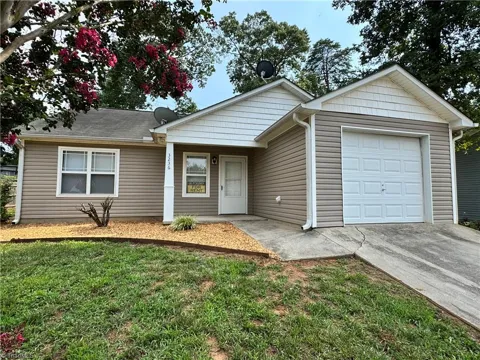 3236 Ridgewood Place Drive