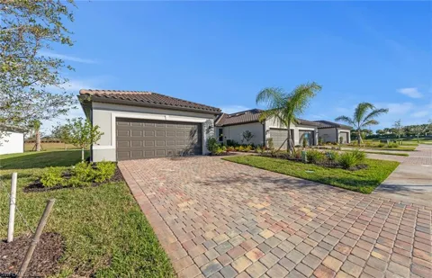 6419 Memorial Lane