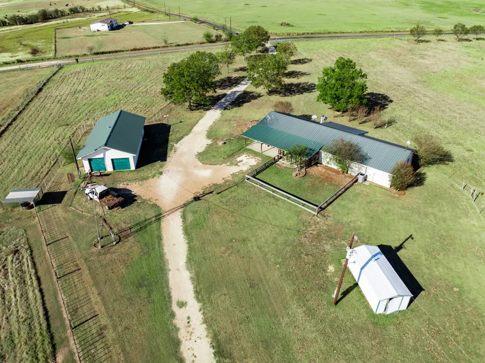 902 Mockingbird Lane Moody, TX 76557