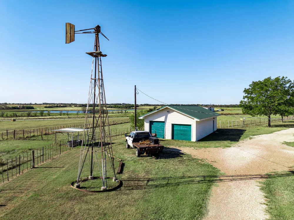 902 Mockingbird Lane Moody, TX 76557
