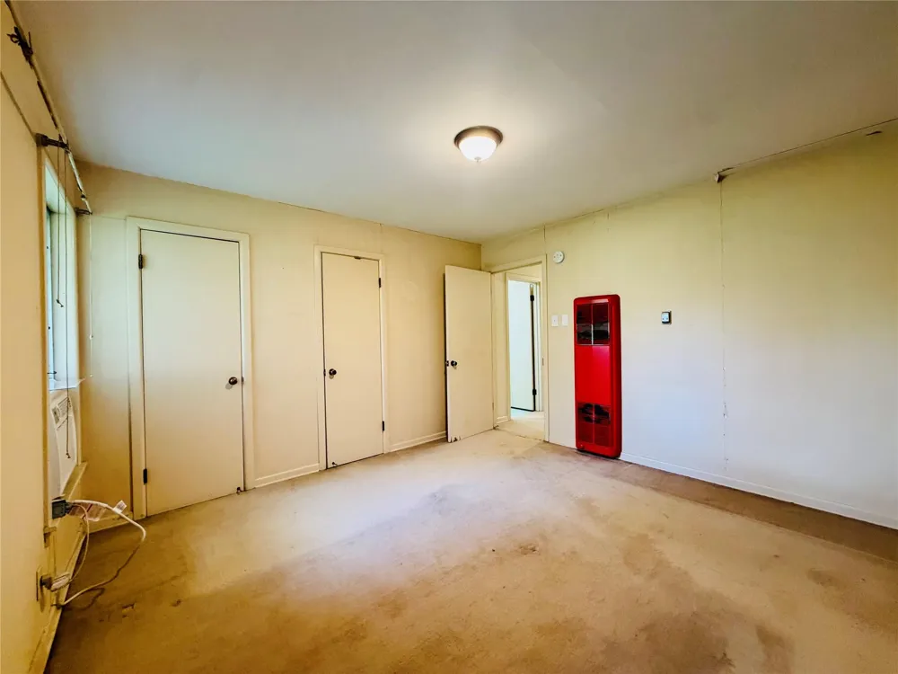 2721 Beaumont Avenue Liberty, TX 77575