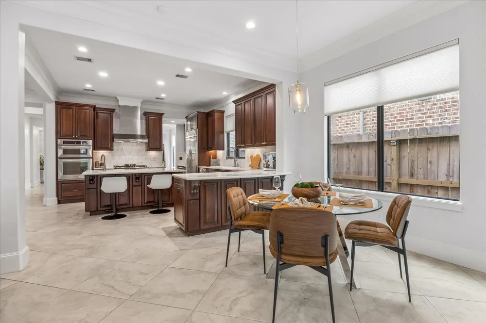 4022 Coleridge Street West University Place, TX 77005