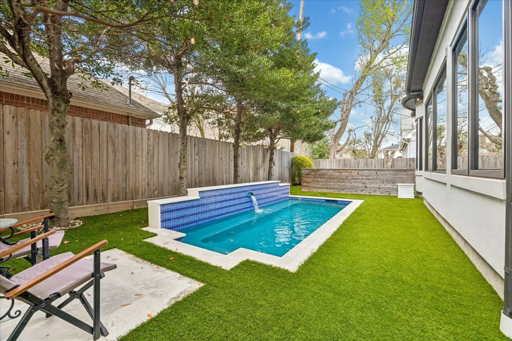4022 Coleridge Street West University Place, TX 77005