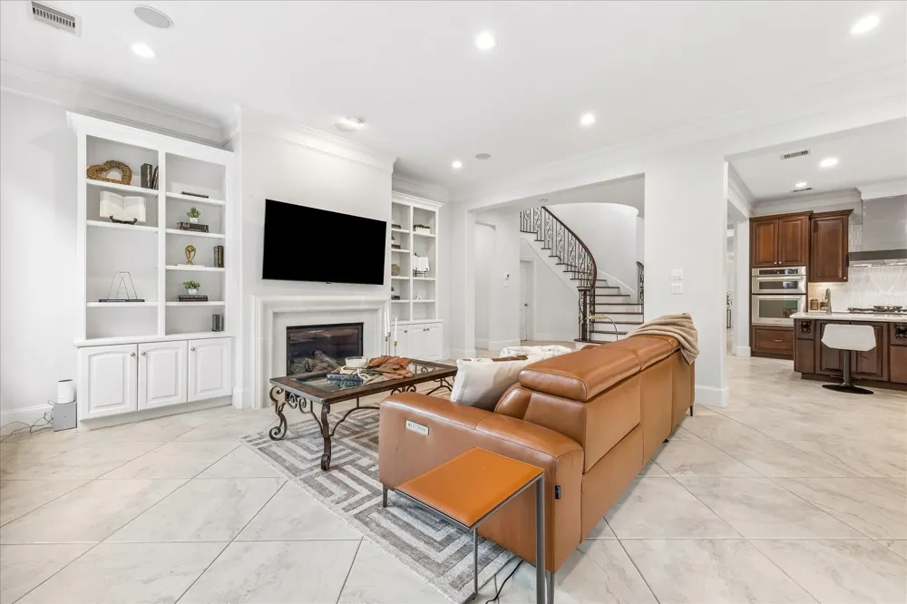4022 Coleridge Street West University Place, TX 77005