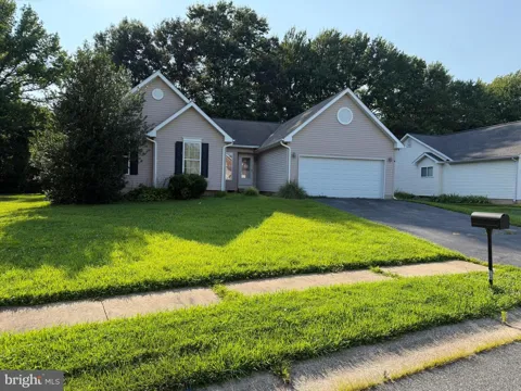128 WILLAMETTE DRIVE