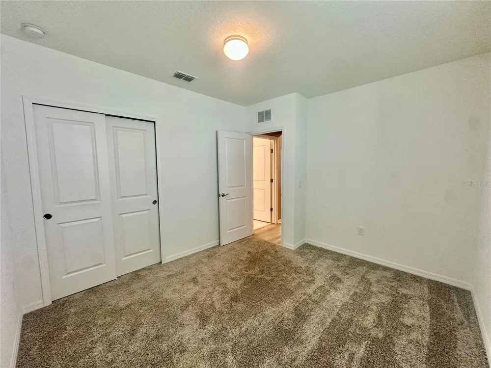 1066 SILVERLAKE BOULEVARD Lake Alfred, FL 33850