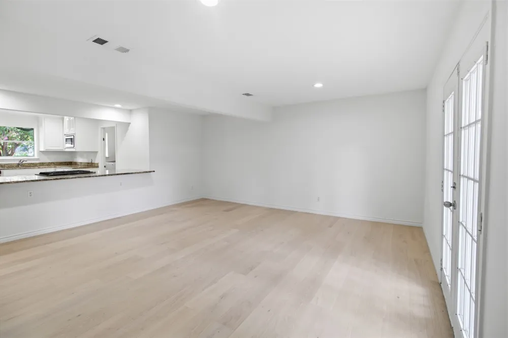 3651 Courtdale Drive Farmers Branch, TX 75234