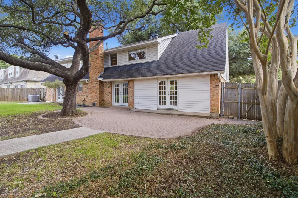 3651 Courtdale Drive Farmers Branch, TX 75234