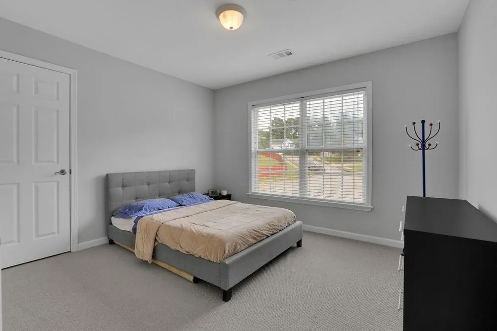923 Van Briggle Path NE Sugar Hill, GA 30518