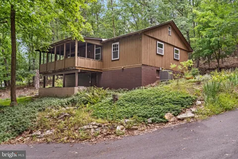 964 VALLEY VIEW ROAD