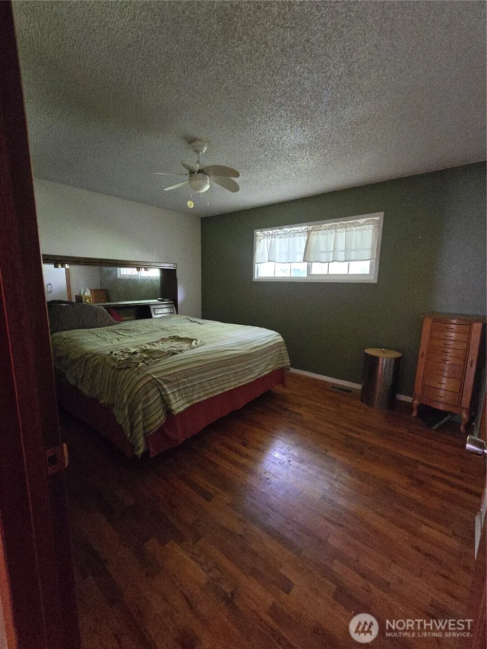 371 Evergreen Loop Forks, WA 98331